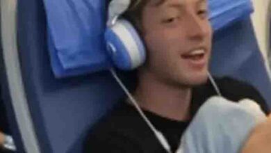 Photo of Business-Class Teen Passenger Threw Chips at Me While His Dad Laughed – They Had No Idea They’d Regret It an Hour Later