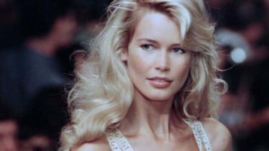 Photo of This supermodel’s beautiful face graced all the magazine covers. Check her out at 53 years old