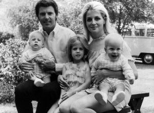 Photo of How Ricky Nelson saved the lives of his twin boys on the mysterious plane accident that led to his own death