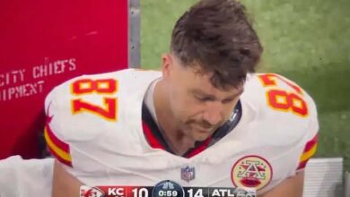 Photo of Users Notice Taylor Swift’s Boyfriend, Travis Kelce, Looks ‘Heartbroken’ During Kansas City Chiefs Game: Viral Clip